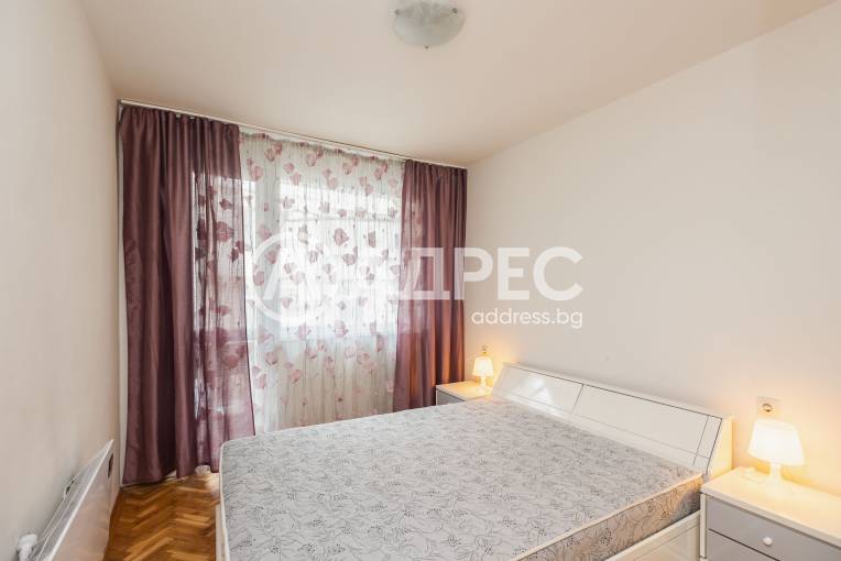 Многостаен апартамент, Варна, Централна поща, 688635, Снимка 13