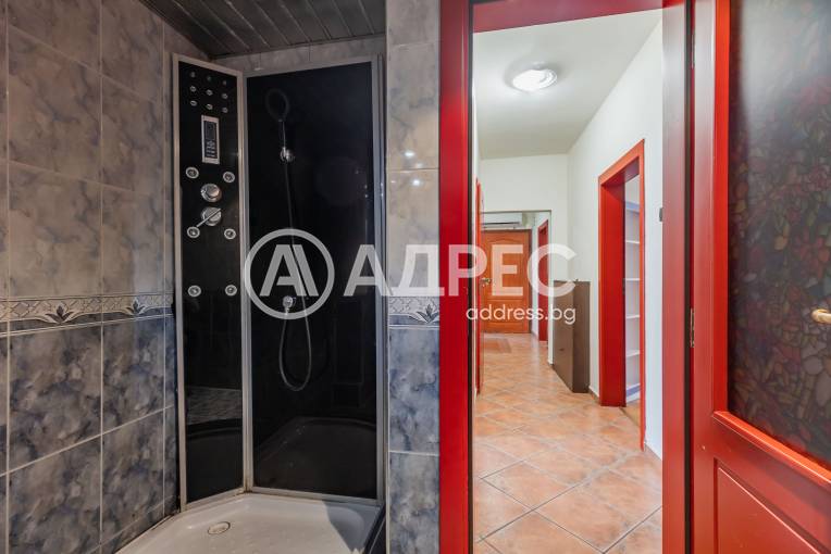 Многостаен апартамент, Варна, Централна поща, 688635, Снимка 19