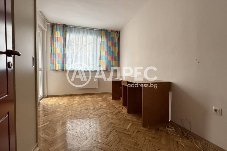 Многостаен апартамент, Варна, Централна поща, 688635, Снимка 8