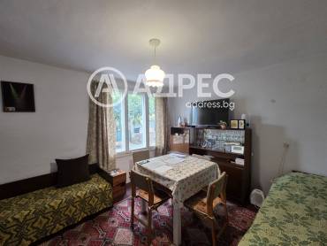 Къща/Вила, Тополи, 684638, Снимка 1