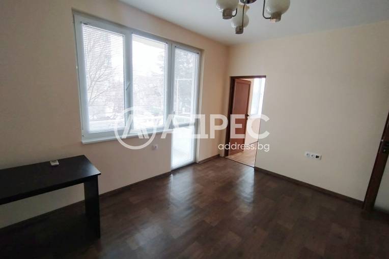 Двустаен апартамент, Ямбол, Център, 685638, Снимка 3