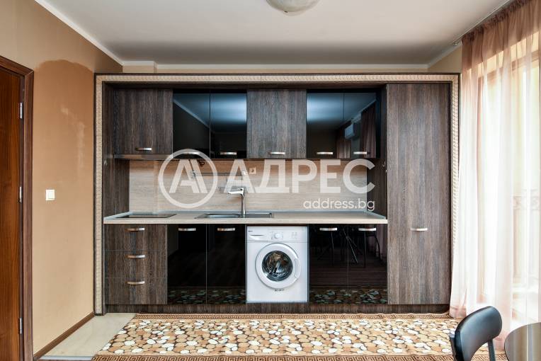 Тристаен апартамент, Варна, м-ст Ален Мак, 699638, Снимка 1