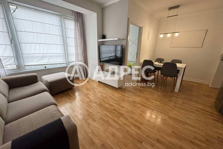 Тристаен апартамент, Варна, ХЕИ, 679639, Снимка 1