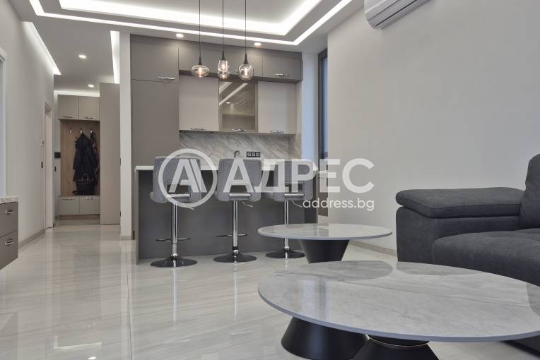 Тристаен апартамент, София, Иван Вазов, 682639, Снимка 4