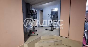 Търговски помещения, Варна, Червен площад, 689639, Снимка 2