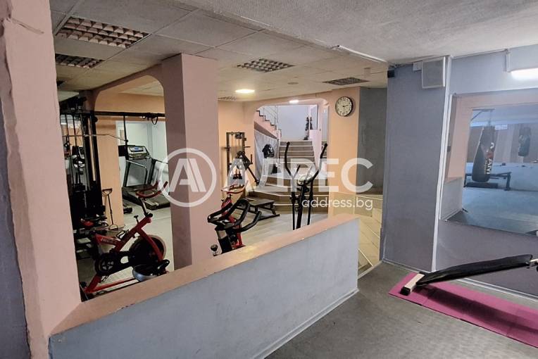 Търговски помещения, Варна, Червен площад, 689639, Снимка 11