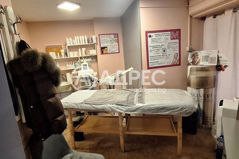 Търговски помещения, Варна, Червен площад, 689639, Снимка 5