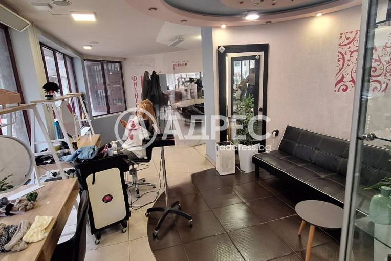 Търговски помещения, Варна, Червен площад, 689639, Снимка 7