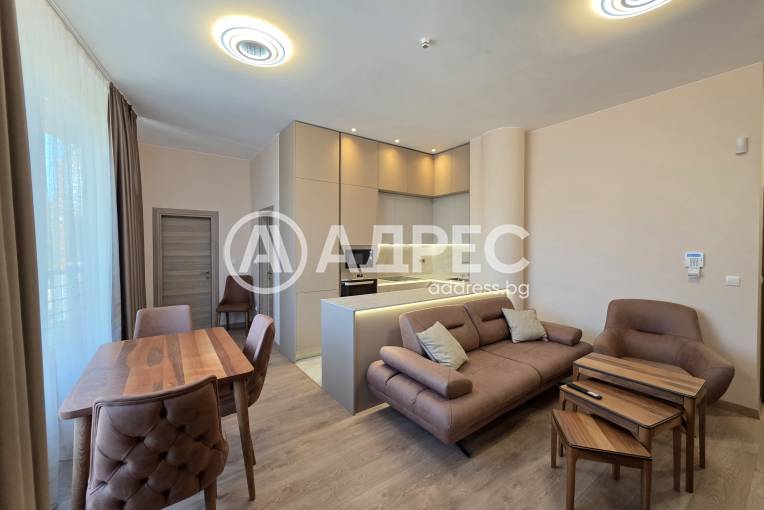 Двустаен апартамент, София, Иван Вазов, 679640, Снимка 1