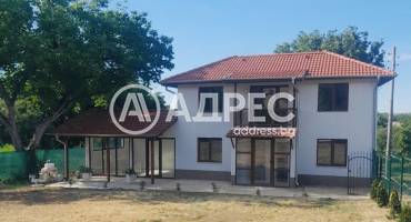 Къща/Вила, Тученица, 703640, Снимка 1