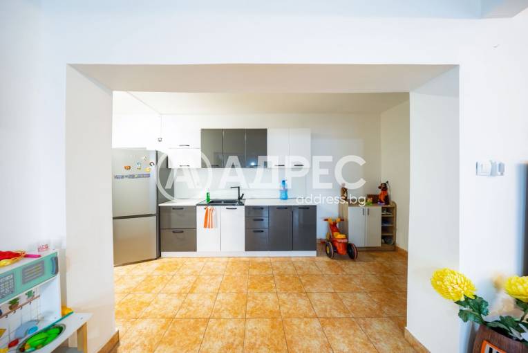 Многостаен апартамент, Ловеч, Младост, 684641, Снимка 7