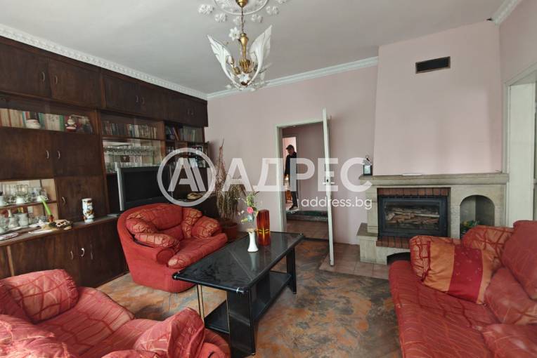 Тристаен апартамент, Пловдив, Кючук Париж, 698642, Снимка 1