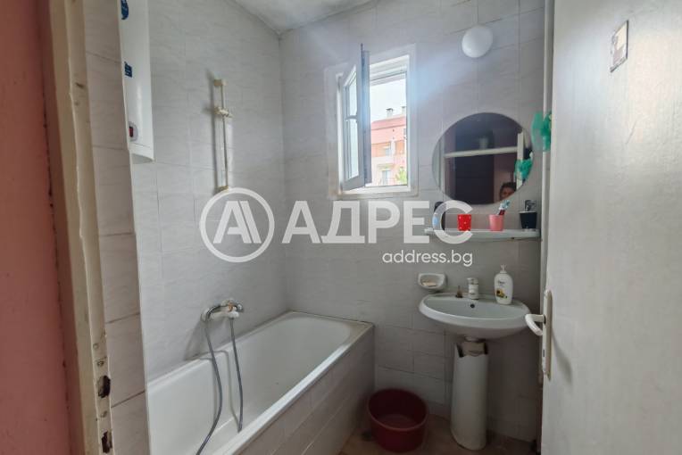 Тристаен апартамент, Пловдив, Кючук Париж, 698642, Снимка 8