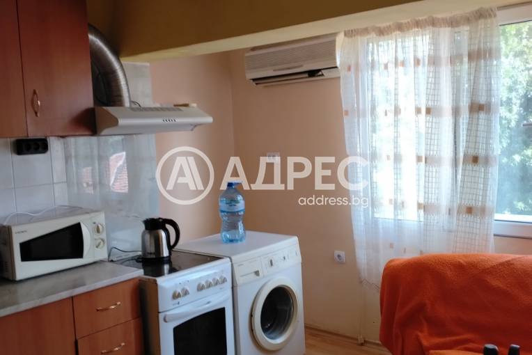 Тристаен апартамент, Пловдив, Гагарин, 700642, Снимка 1