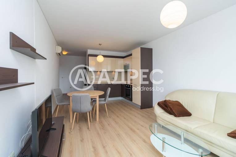 Двустаен апартамент, Варна, к.к. Св.Св. Константин и Елена, 695645, Снимка 2