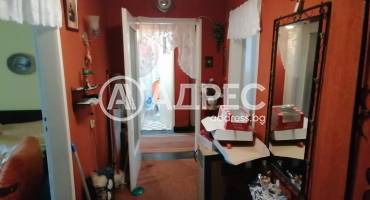 Тристаен апартамент, Шумен, Математическа гимназия, 674646, Снимка 1