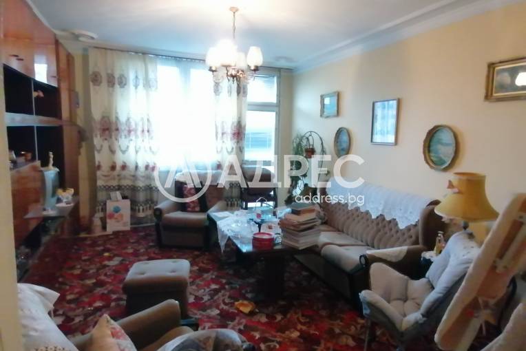 Тристаен апартамент, Шумен, Математическа гимназия, 674646, Снимка 3