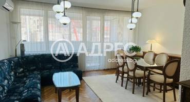 Тристаен апартамент, Пловдив, Стария град, 684646, Снимка 1