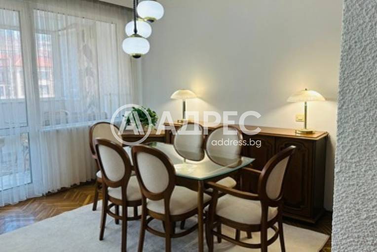 Тристаен апартамент, Пловдив, Стария град, 684646, Снимка 3