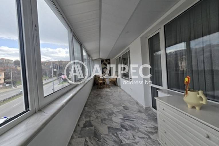 Тристаен апартамент, Пловдив, Стария град, 684646, Снимка 5