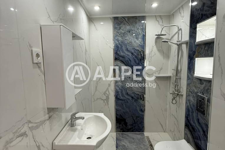 Гарсониера, Добрич, Балик, 686646, Снимка 9