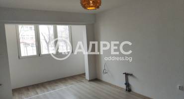 Тристаен апартамент, София, Толстой, 688646, Снимка 2