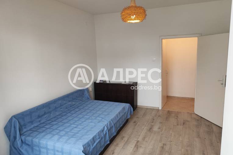 Тристаен апартамент, София, Толстой, 688646, Снимка 11