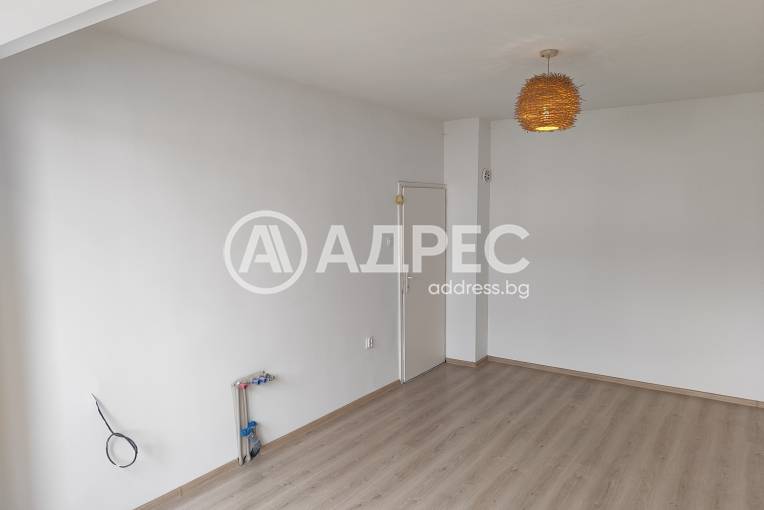 Тристаен апартамент, София, Толстой, 688646, Снимка 4