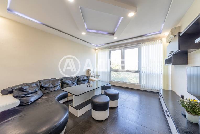 Къща/Вила, Варна, Владислав Варненчик, 666647, Снимка 1