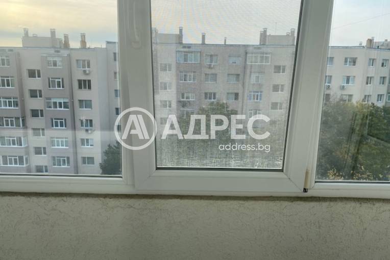 Тристаен апартамент, Добрич, Югоизток, 672647, Снимка 4