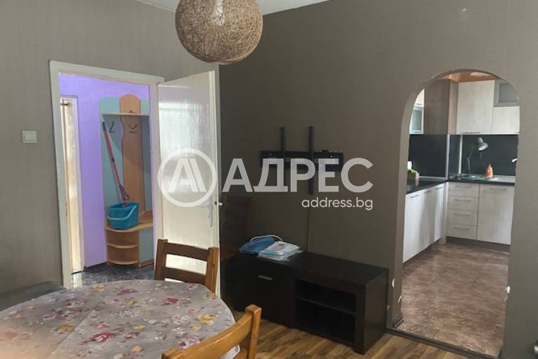 Тристаен апартамент, Добрич, Югоизток, 672647, Снимка 8