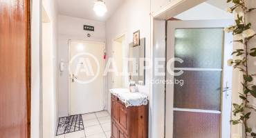 Двустаен апартамент, Варна, Общината, 673647, Снимка 16