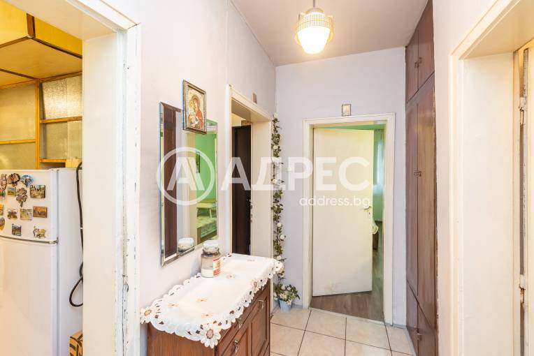 Двустаен апартамент, Варна, Общината, 673647, Снимка 14