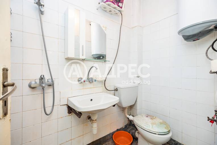 Двустаен апартамент, Варна, Общината, 673647, Снимка 15