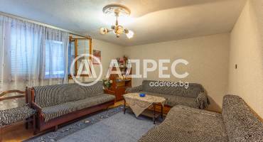 Многостаен апартамент, Езерово, 692647, Снимка 1