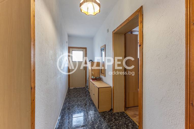 Многостаен апартамент, Езерово, 692647, Снимка 16