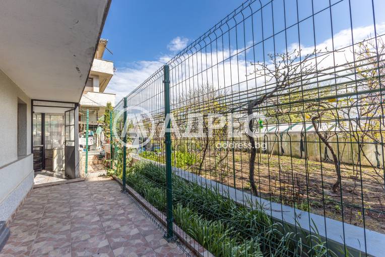 Многостаен апартамент, Езерово, 692647, Снимка 22