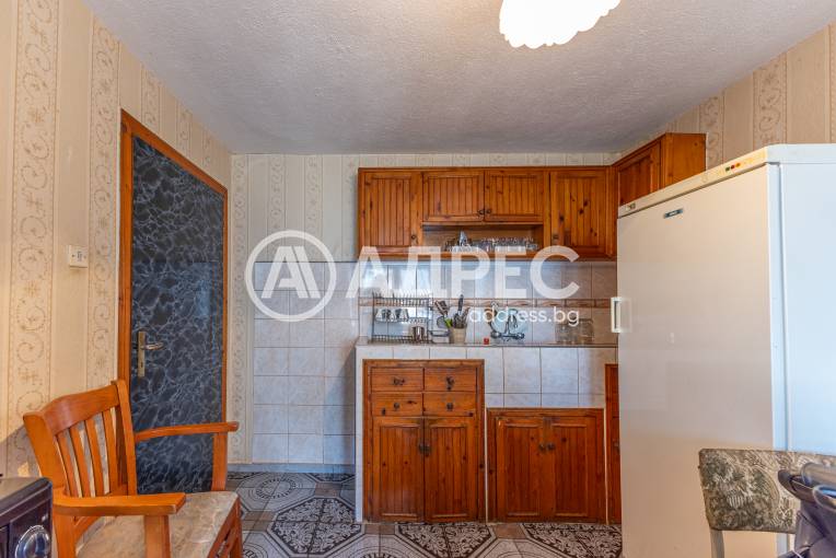 Многостаен апартамент, Езерово, 692647, Снимка 32