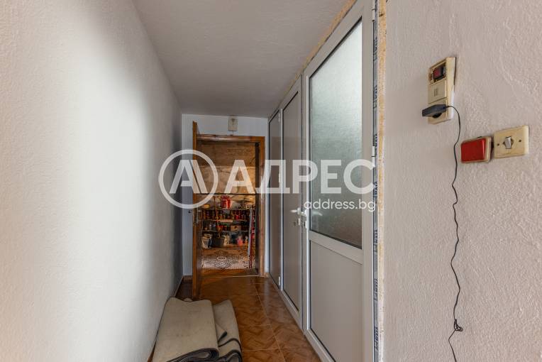 Многостаен апартамент, Езерово, 692647, Снимка 35