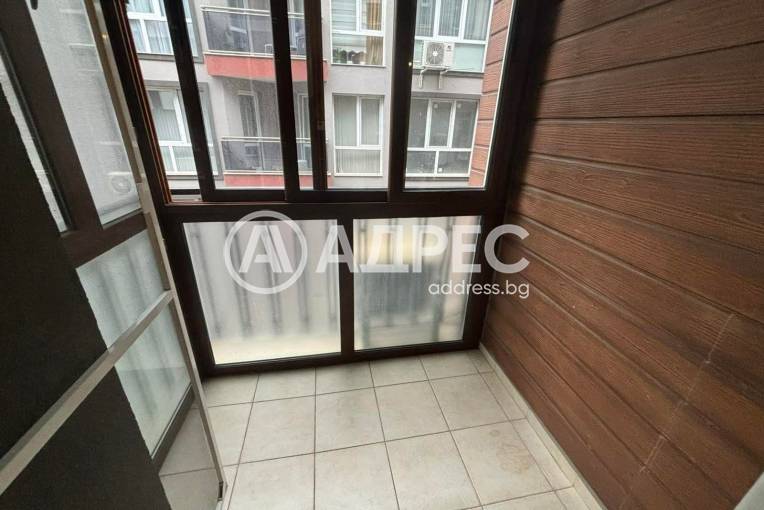 Тристаен апартамент, Варна, Гранд Мол Варна, 676648, Снимка 11