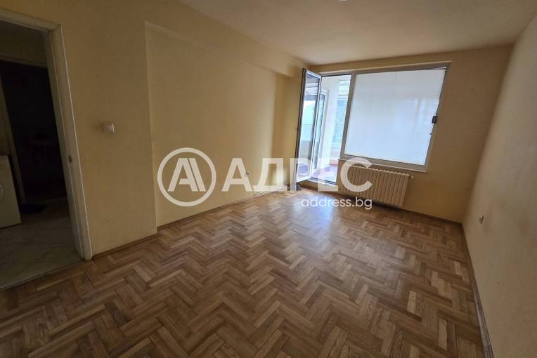 Тристаен апартамент, София, Борово, 680648, Снимка 3