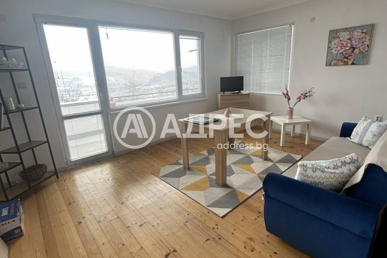 Многостаен апартамент, Велико Търново, Център, 683648, Снимка 1