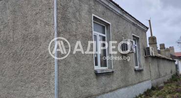 Къща/Вила, Девня, Девня, 689648, Снимка 1