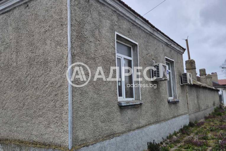 Къща/Вила, Девня, Девня, 689648, Снимка 1