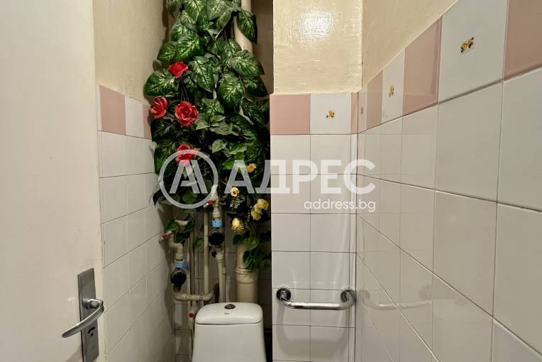 Тристаен апартамент, София, Мусагеница, 696648, Снимка 13