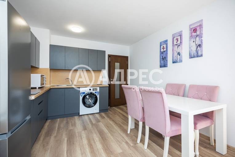 Тристаен апартамент, Варна, Лятно кино Тракия, 689649, Снимка 1