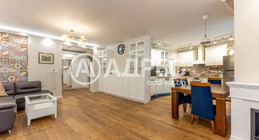 Тристаен апартамент, Варна, Бриз, 700649, Снимка 1