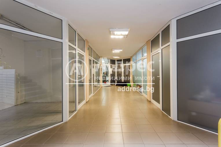 Офис Сграда/Търговски център, Плевен, Идеален център, 536650, Снимка 9