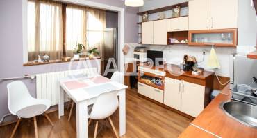 Тристаен апартамент, София, Света троица, 670651, Снимка 10