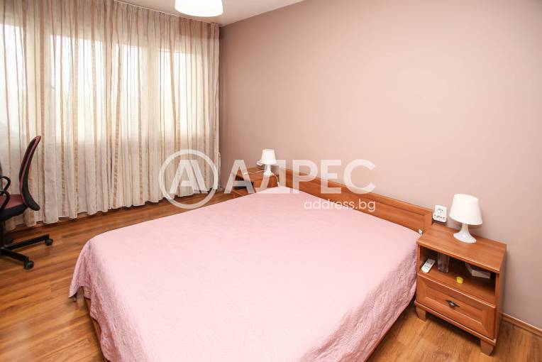 Тристаен апартамент, София, Света троица, 670651, Снимка 15